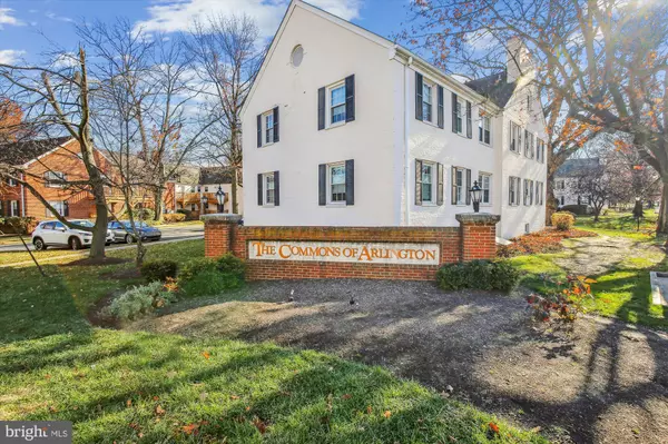 1317 S WALTER REED DR S #17301, Arlington, VA 22204
