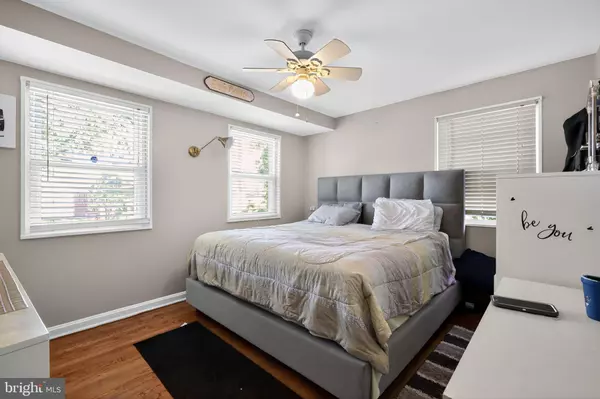 Capitol Heights, MD 20743,916 HIGHVIEW DR