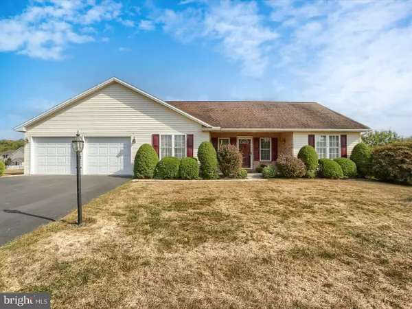 59 MEADE DRIVE, Carlisle, PA 17013