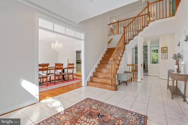 Great Falls, VA 22066,1050 NORTHFALLS CT