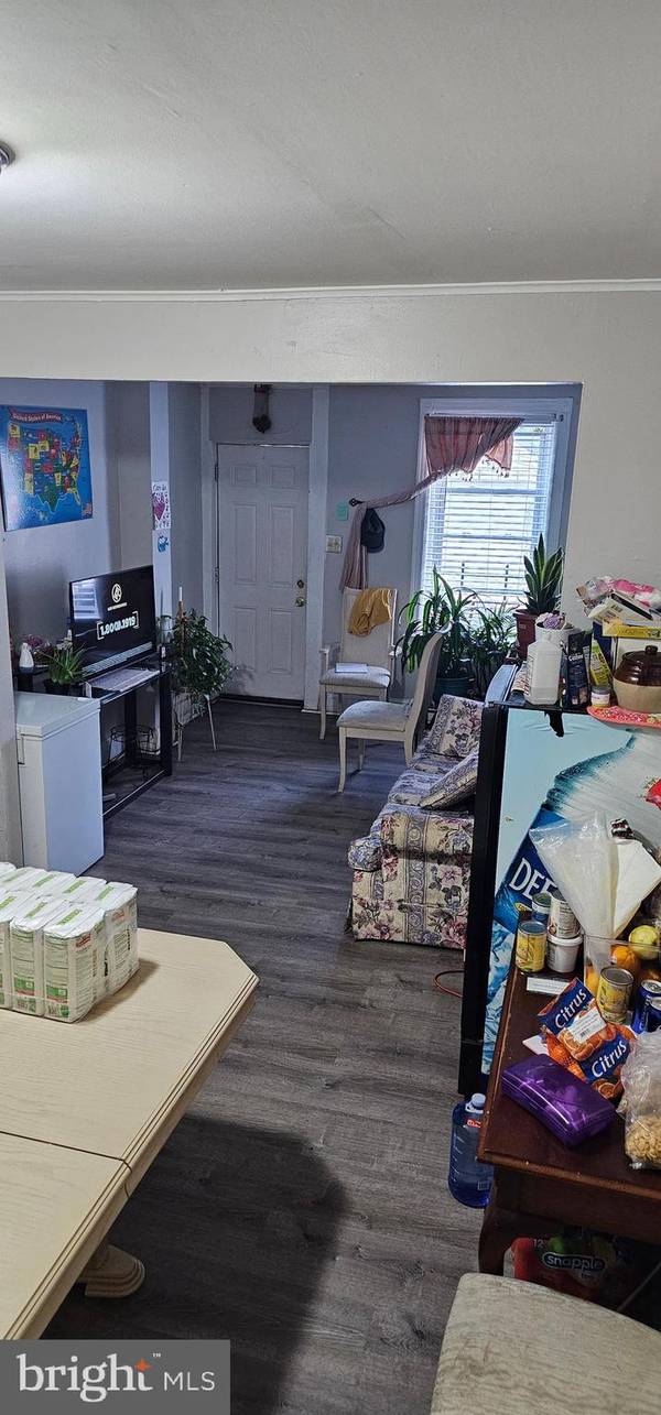 Trenton, NJ 08611,106 HOME AVE