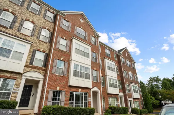 Woodbridge, VA 22191,15240 TORBAY WAY