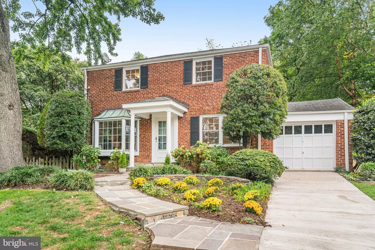 Arlington, VA 22205,5424 24TH ST N