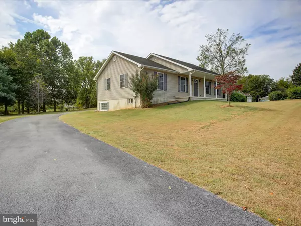 Hedgesville, WV 25427,706 KOONTZTOWN RD