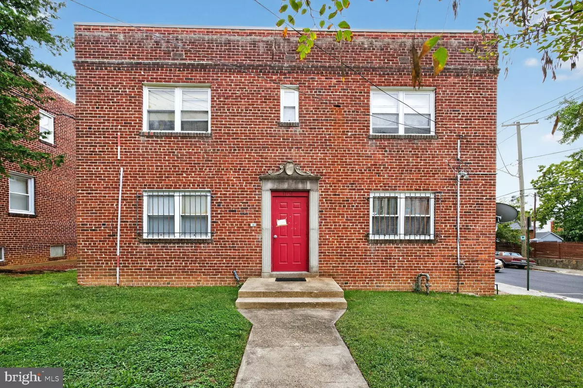 Washington, DC 20032,1101 SAVANNAH ST SE