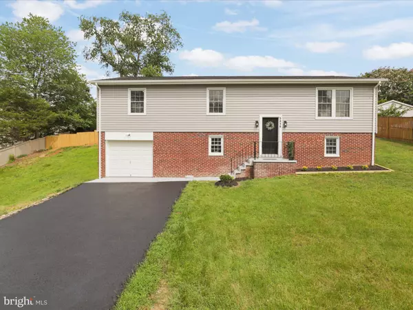 Alexandria, VA 22309,3416 SUNNY VIEW DR