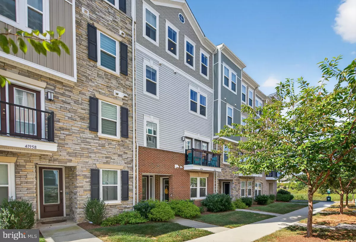 Aldie, VA 20105,41956 PICKWICK MILL TER