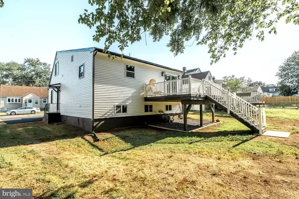 Maple Shade, NJ 08052,431 E PARK AVE