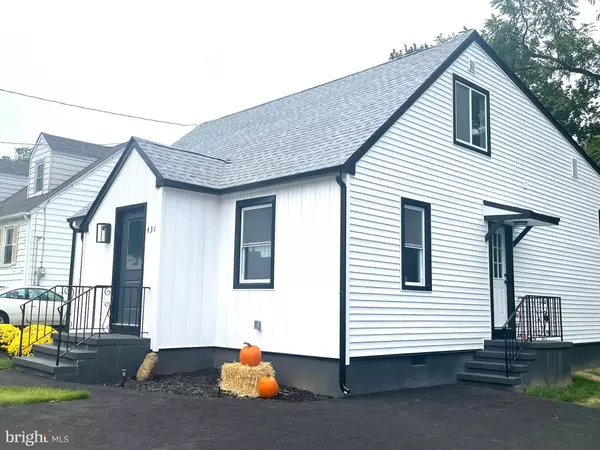 Maple Shade, NJ 08052,431 E PARK AVE