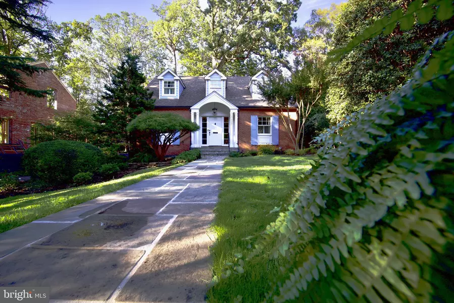 3137 ABERFOYLE PL NW, Washington, DC 20015