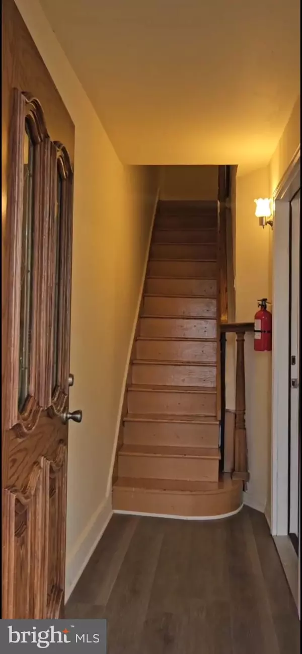 Philadelphia, PA 19120,246 W DUNCANNON AVE