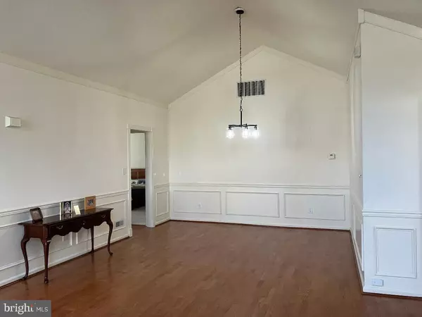 Langhorne, PA 19047,213 SUGARBERRY LN
