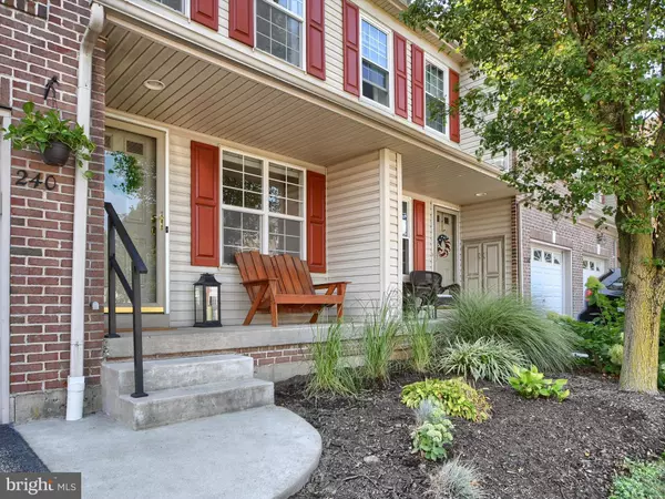 Hatfield, PA 19440,240 LARKSPUR LN