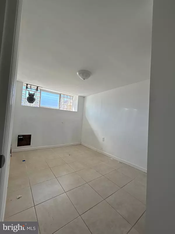 Philadelphia, PA 19135,4233 COTTMAN AVE