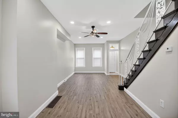 Camden, NJ 08103,328 LINE ST