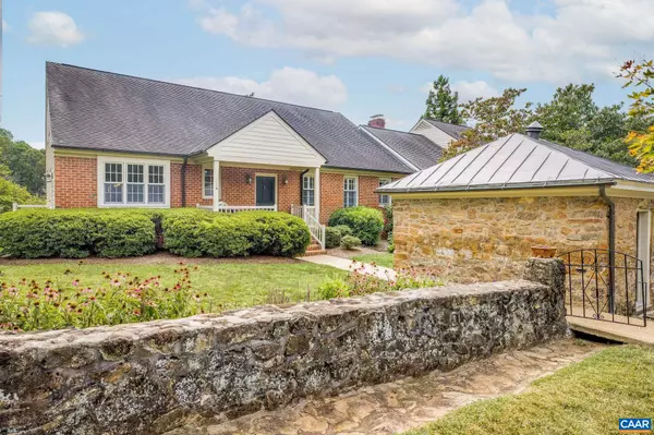 1126 DRYDEN LN, Charlottesville, VA 22903