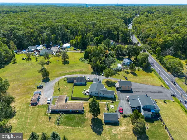 Kendall Park, NJ 08824,3774 ROUTE 27