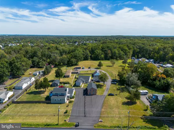 Kendall Park, NJ 08824,3774 ROUTE 27