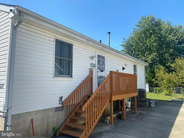 321 LINDEN AVE, Oaklyn, NJ 08107