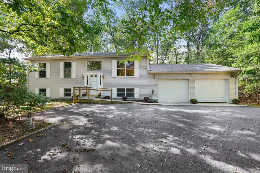 32 CRESTWOOD DR, Elkton, MD 21921