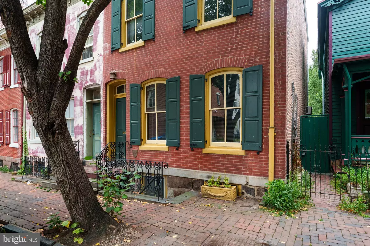 Trenton, NJ 08611,134 MERCER ST