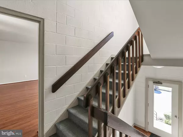 Reading, PA 19604,225-A N 14TH ST