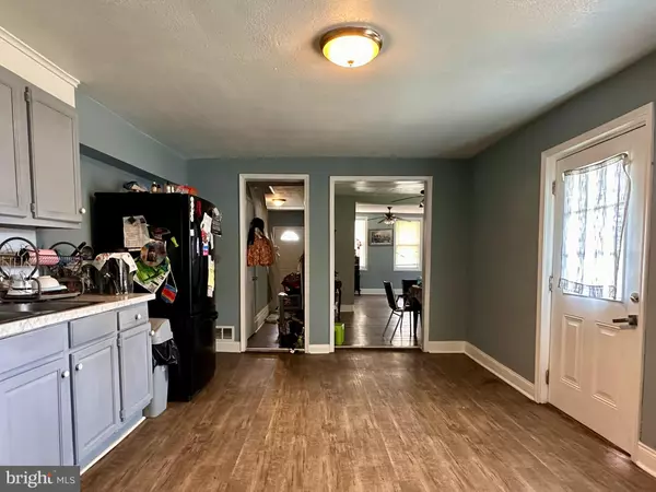 Etters, PA 17319,32 N YORK ST