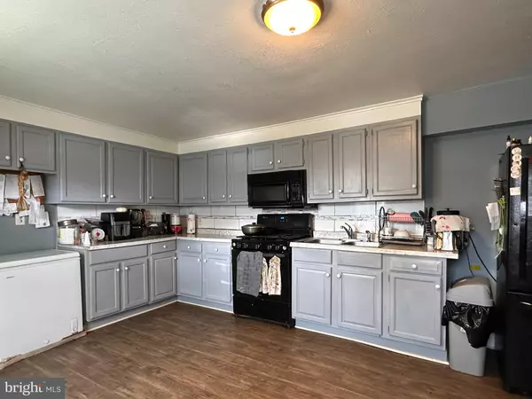 Etters, PA 17319,32 N YORK ST