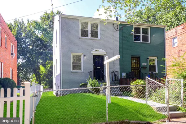 Washington, DC 20020,2411 SAVANNAH ST SE