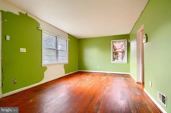 Temple Hills, MD 20748,4116 ATMORE PL