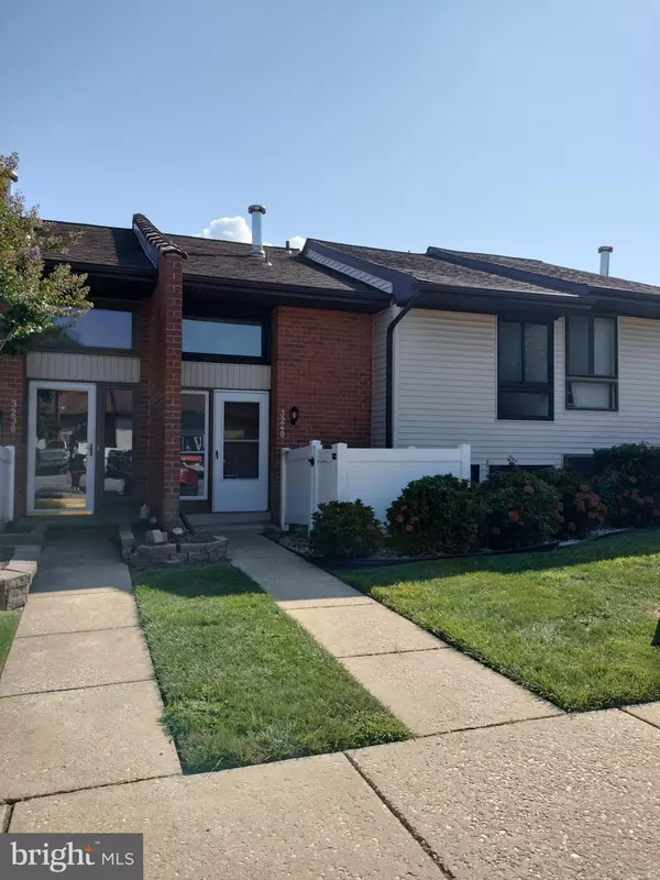 Wilmington, DE 19808,3240 FAIRWAY DR #3240