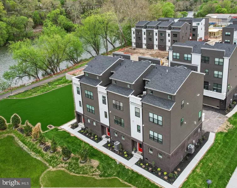 951 RIVERPLACE DR #51O, Conshohocken, PA 19428