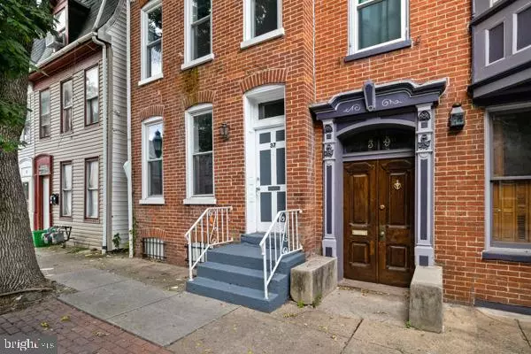 York, PA 17401,37 S PENN ST