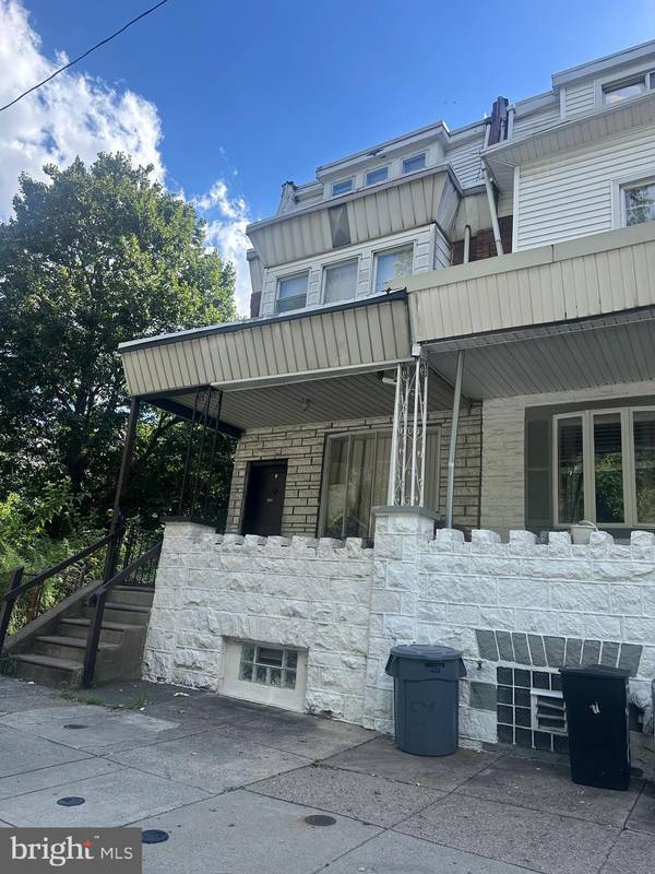 Philadelphia, PA 19134,1828 E SCHILLER ST