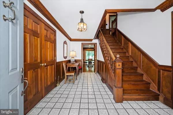 Wilmington, DE 19807,1001 WARWICK LN