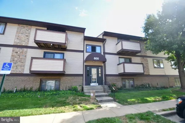 600-G HEATHER RIDGE DR #11G, Frederick, MD 21702