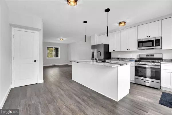 Washington, DC 20018,1517 DOWNING ST NE