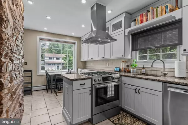 Yardley, PA 19067,109 LONGSHORE AVE