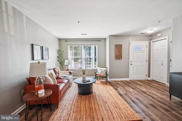 Owings Mills, MD 21117,9313 LEIGH CHOICE CT #52