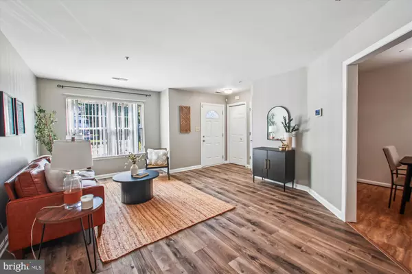 Owings Mills, MD 21117,9313 LEIGH CHOICE CT #52