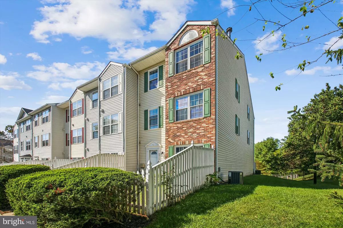 Owings Mills, MD 21117,9313 LEIGH CHOICE CT #52