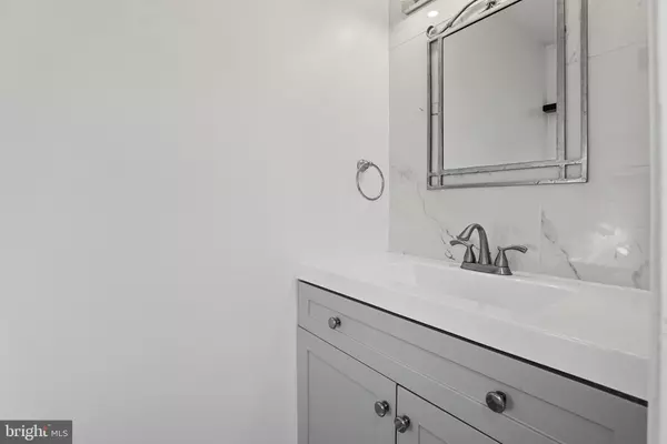 Germantown, MD 20874,11553 SUMMER OAK DR