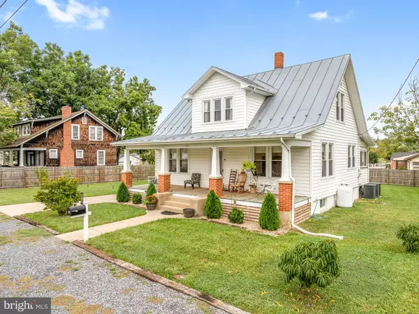 453 ZEA ST,  Strasburg,  VA 22657