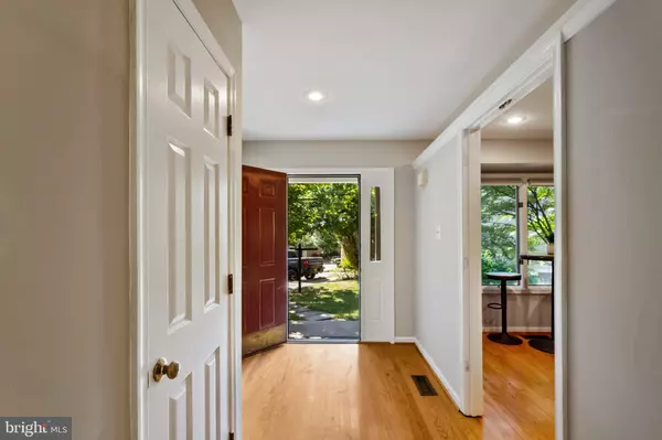 Fairfax, VA 22033,12608 VICTORIA STATION CT