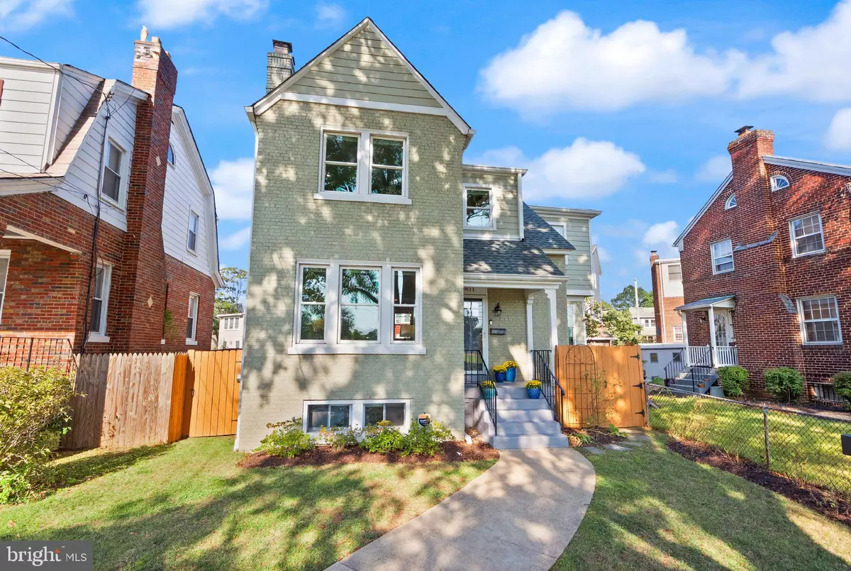 Washington, DC 20018,3811 SOUTH DAKOTA AVE NE