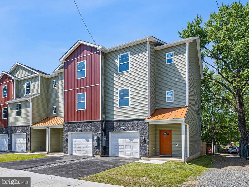 596 W THIRTIETH ST, Wilmington, DE 19802