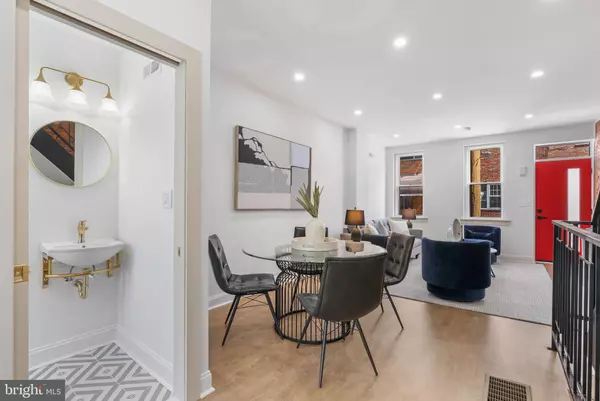 Philadelphia, PA 19145,2218 S BOUVIER ST