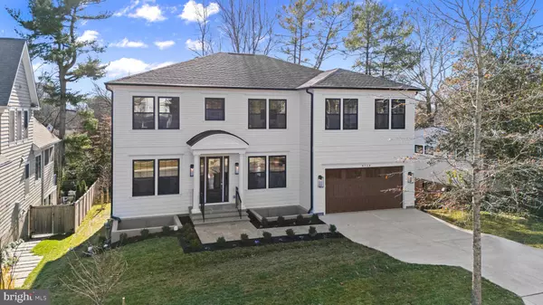 4714 ESSEX AVE, Chevy Chase, MD 20815