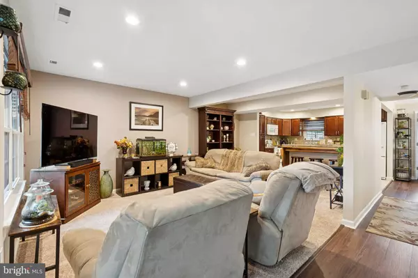 Mount Laurel, NJ 08054,159 CALDERWOOD LN