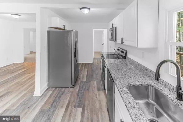 Berkeley Springs, WV 25411,33 MAPLE LN